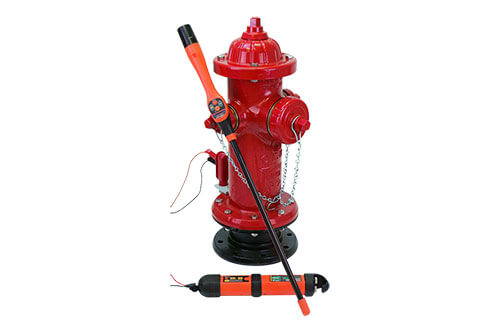 Vipermag receiver against a red fire hydrant